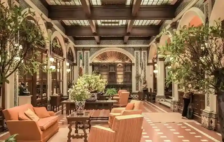 Luxury Hotels & Lodges