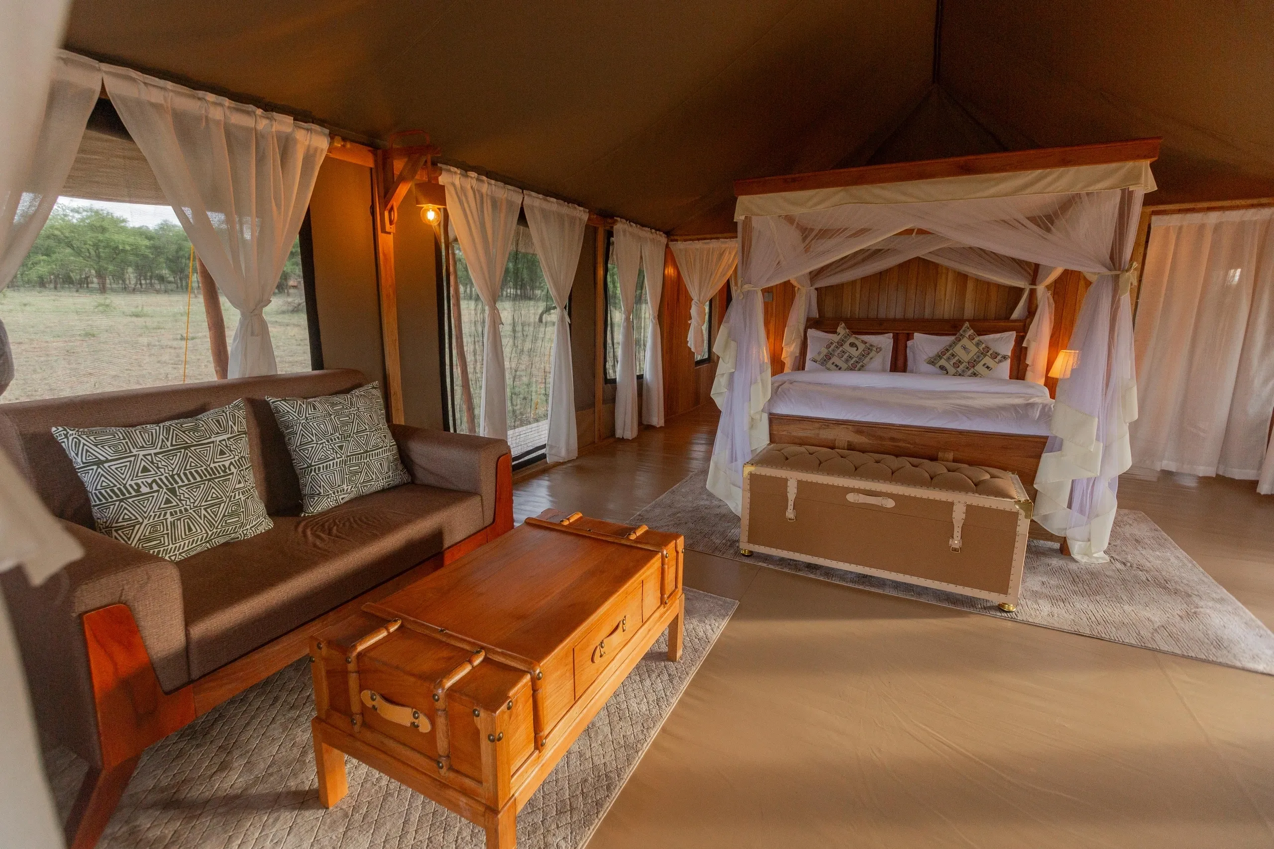 Serengeti luxury tented camp